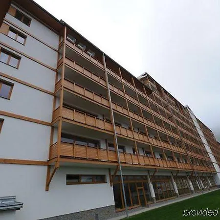 Unipharma Aparthotel